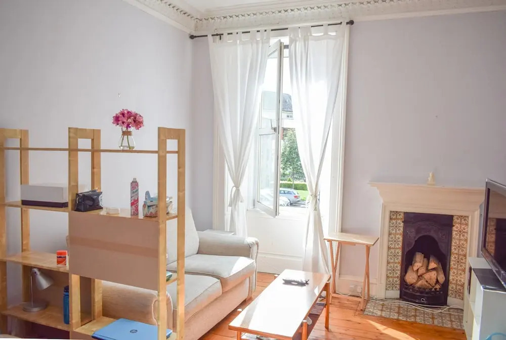 Bright 1 Bedroom Apartment in Edinburgh