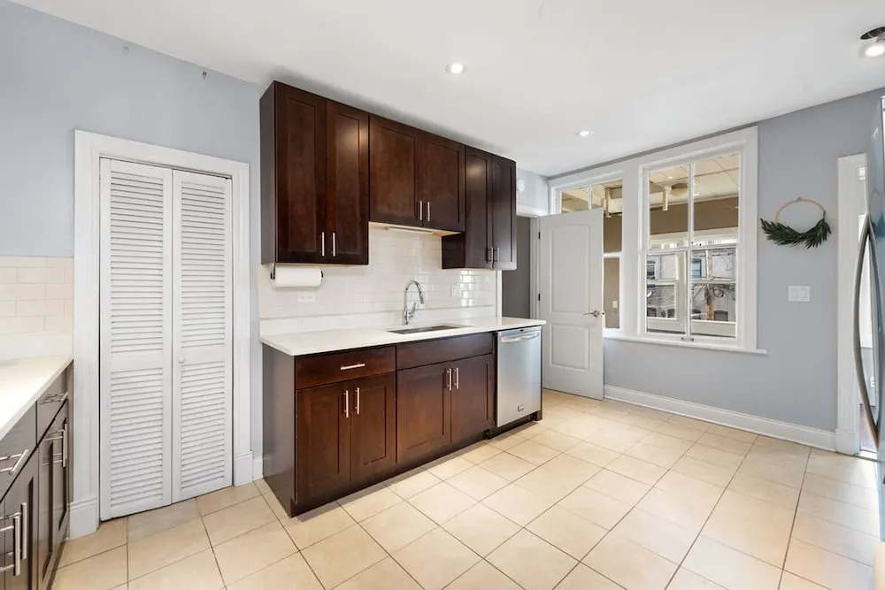 Stylish 2BR Urban Retreat in River West
