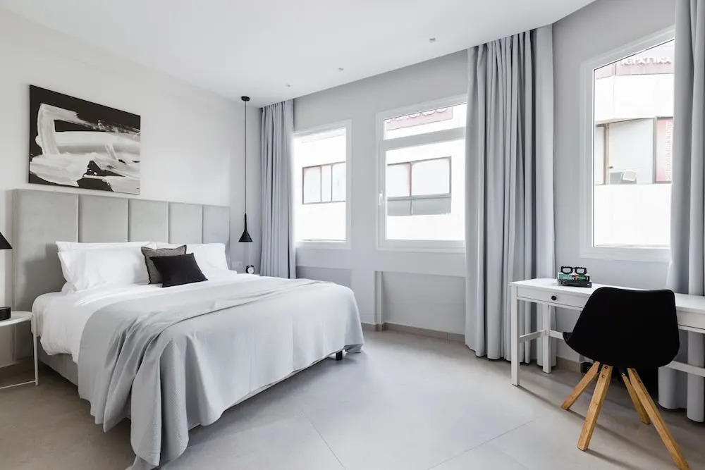 Luxury Apartments in Plaka by UPSTREET