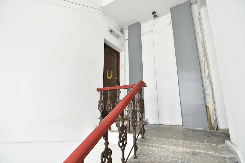 UPstairs Apart - Hostel