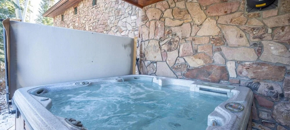 Slopeside Villa by Exceptional Stays