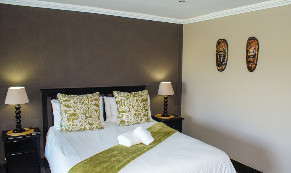Umbono Private Game Lodge