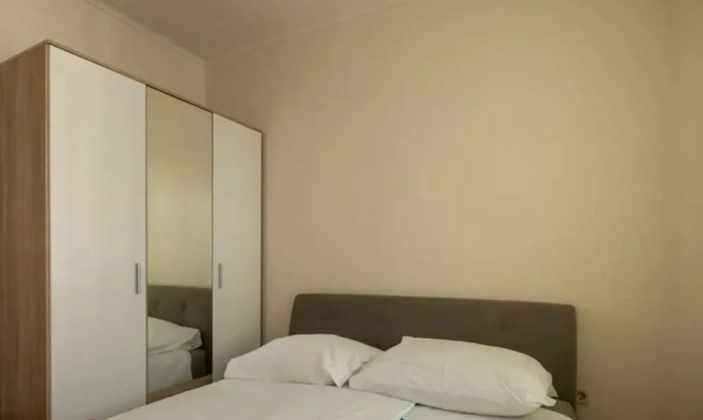 Donatella -apt 1- 10m van het Strand