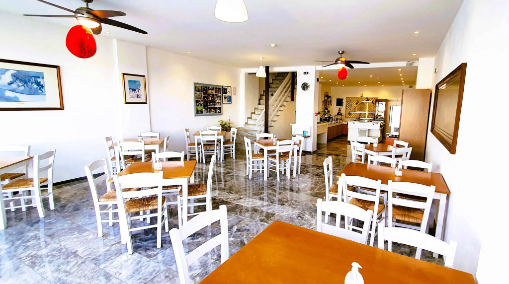 Sunset Beach Hotel