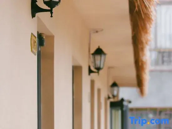 Wushe・PlaDunhuang Wushe Homestay(Dunhuang Mingsha Mountain and Crescent Moon Spring)