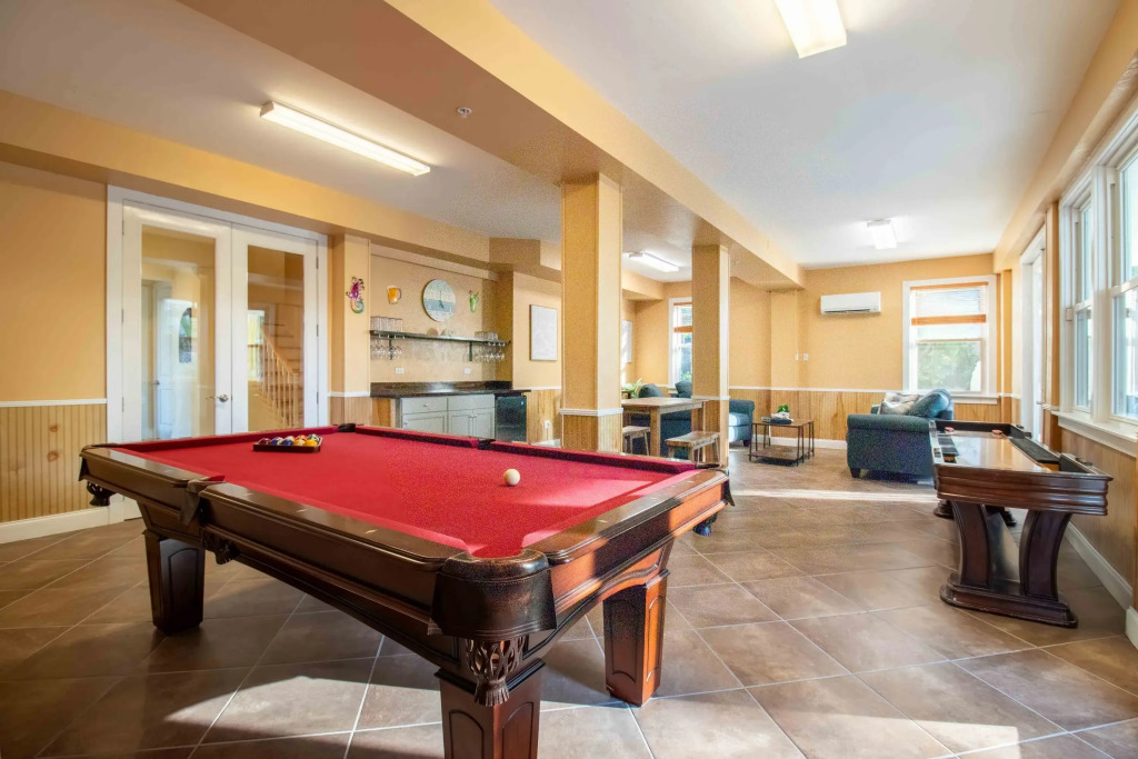 Walk to Beach, Pool+hot Tub, Game Room Captiva 5bdr Coco Mango by Avantstay