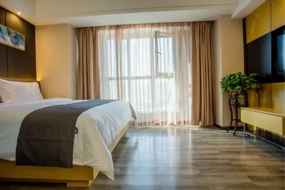 Thank Inn Plus Hotel Qinghai Xining West City District Wanda Gold Street