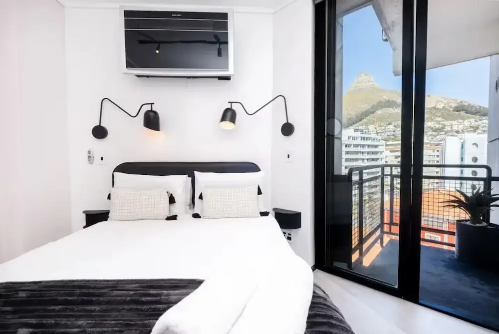 The Flamingo One Bed Sea Point Promenade