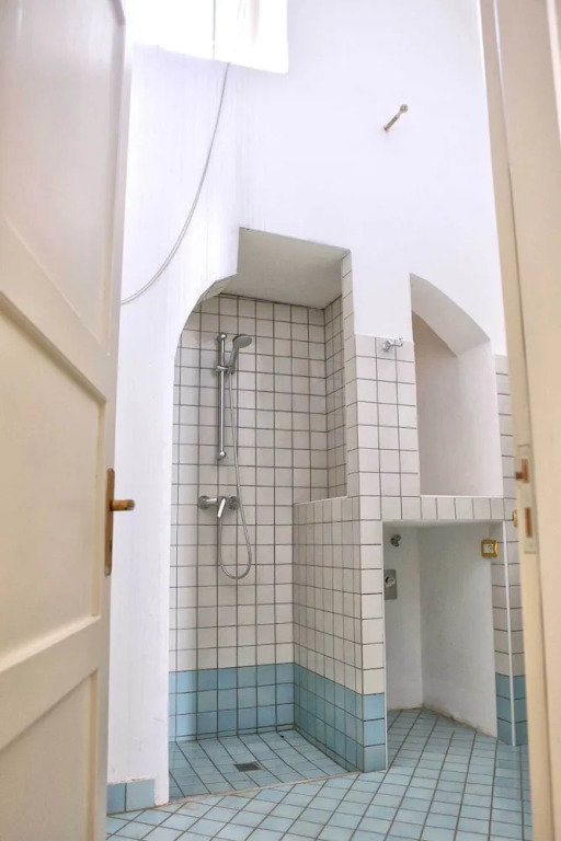 Morra Apartments