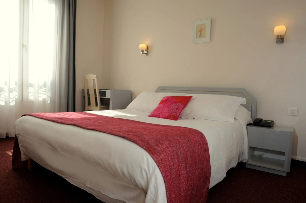 Casa Serena Paris Hôtel