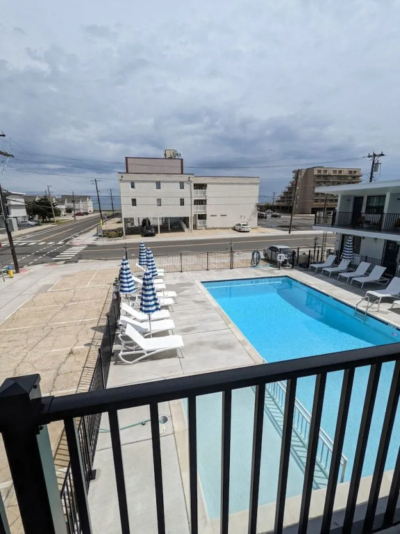 Seaport Inn