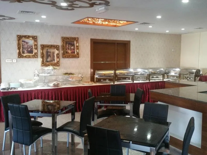 Dream Inn Hotel and Suites