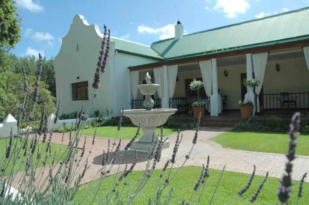 DAria Guest Cottages