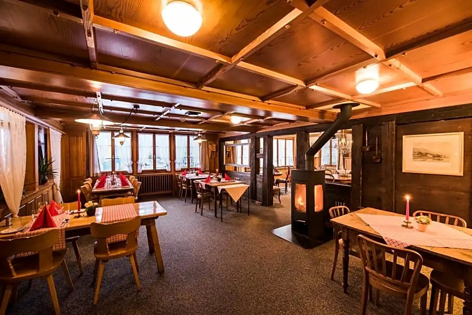 Hotel Weisses Kreuz