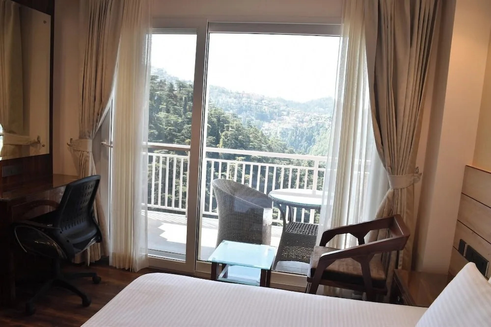 The Cedar Villa
