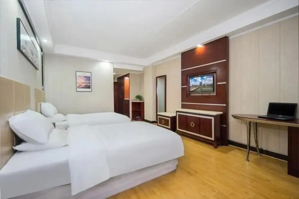 Dongcheng Hotel