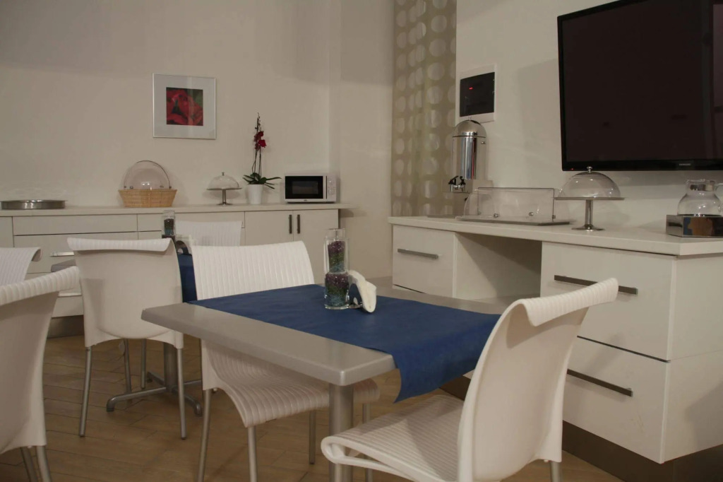 Bovio Modern Suite