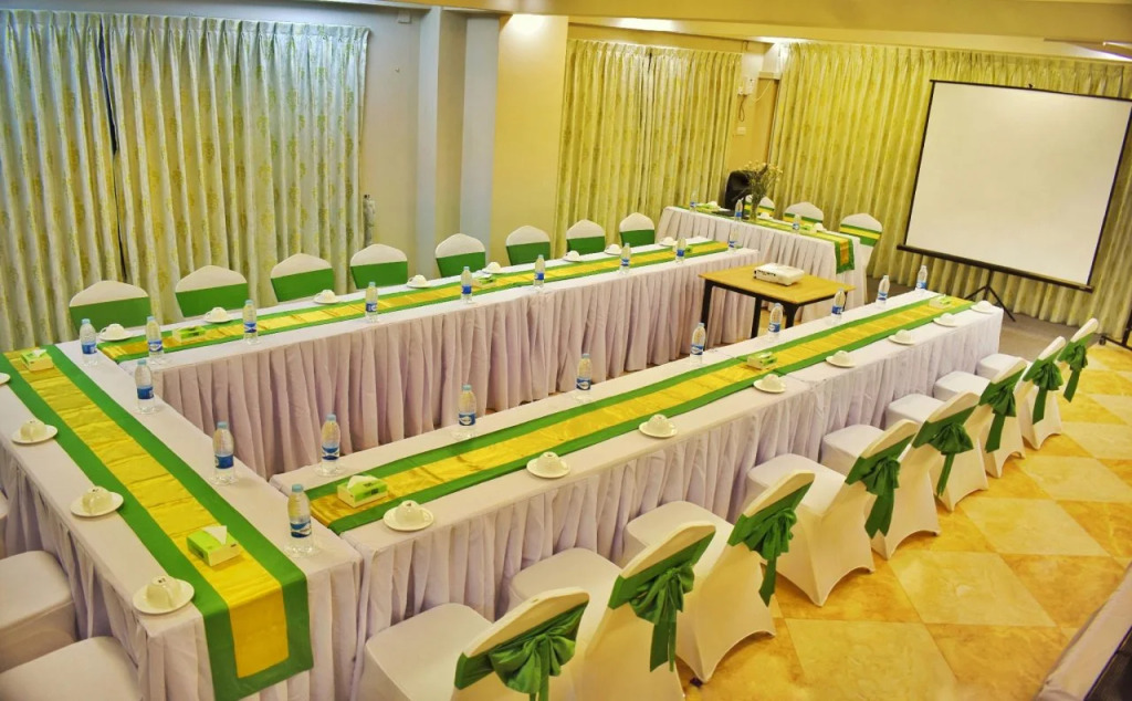 SERENE Stays Hotel