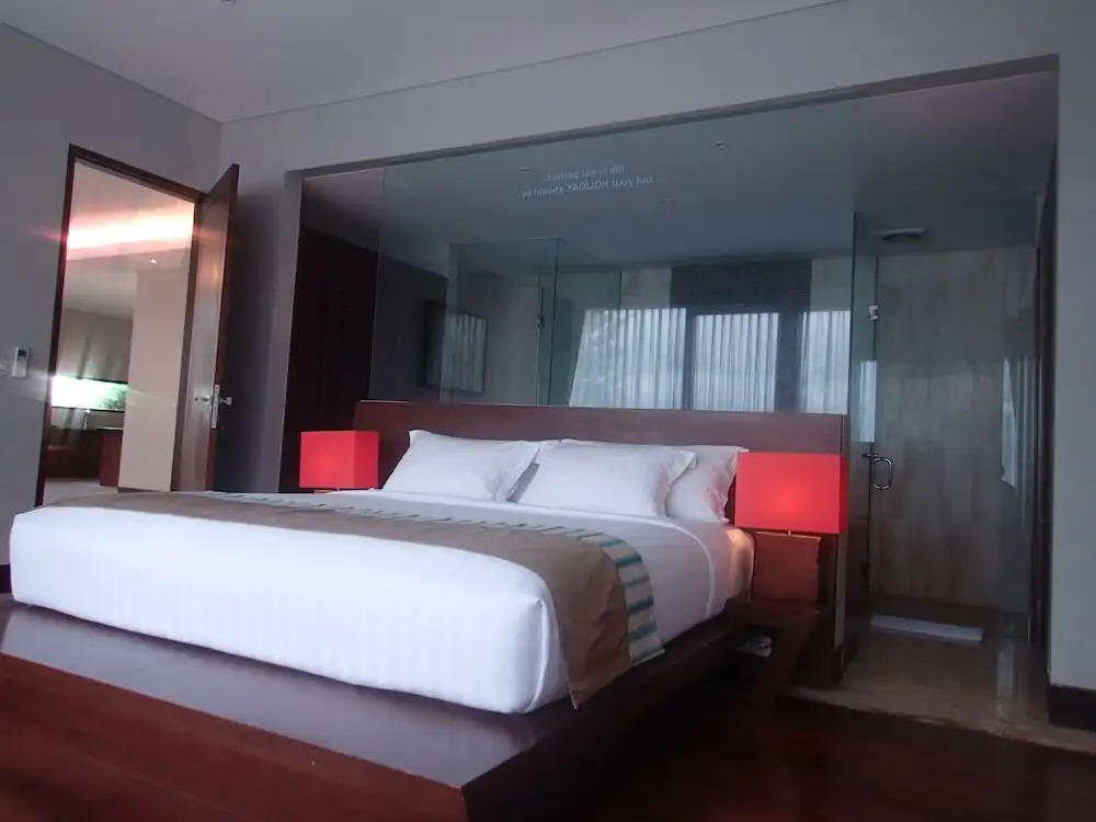 15 Bedrooms Sun Suite Villa Bali
