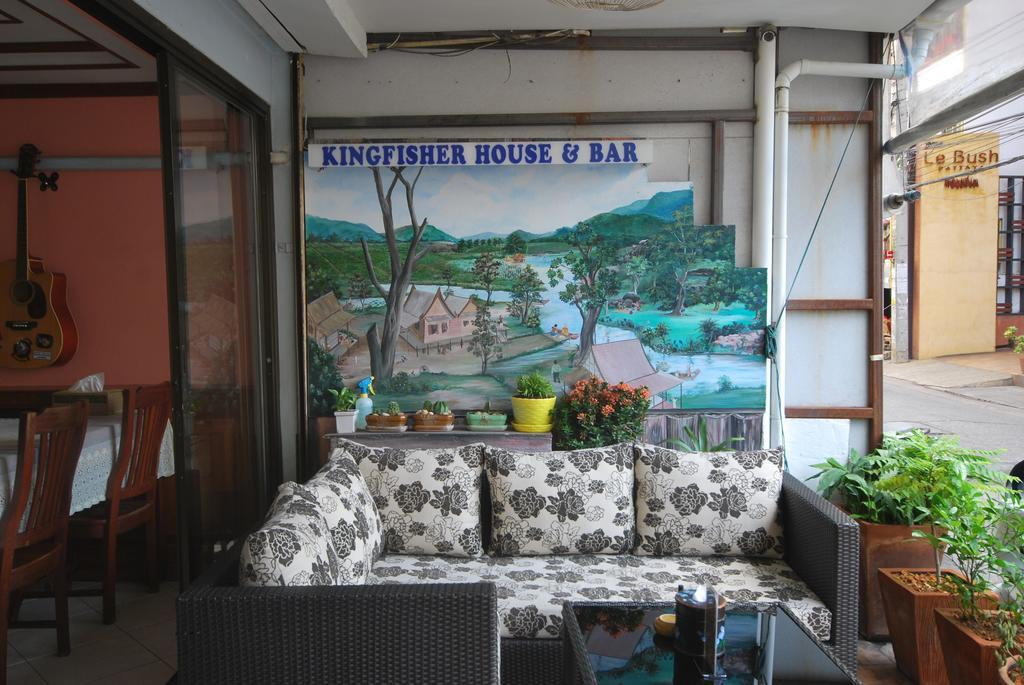 Kingfisher House and Bar