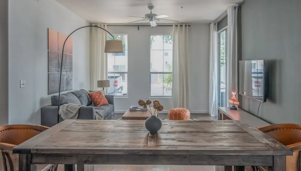 Stylish Phoenix Apartment by WanderJaunt