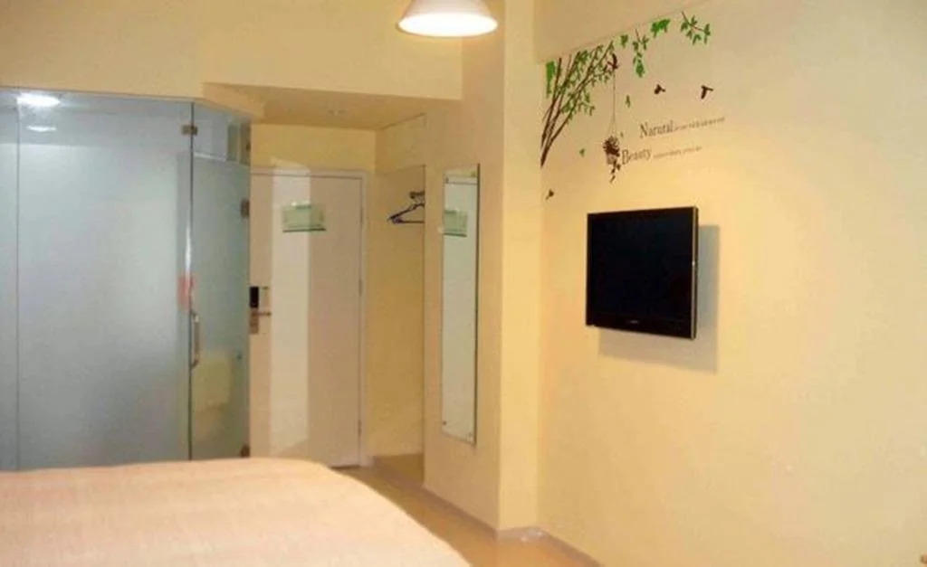 8 Inn Shenzhen Gongming Branch