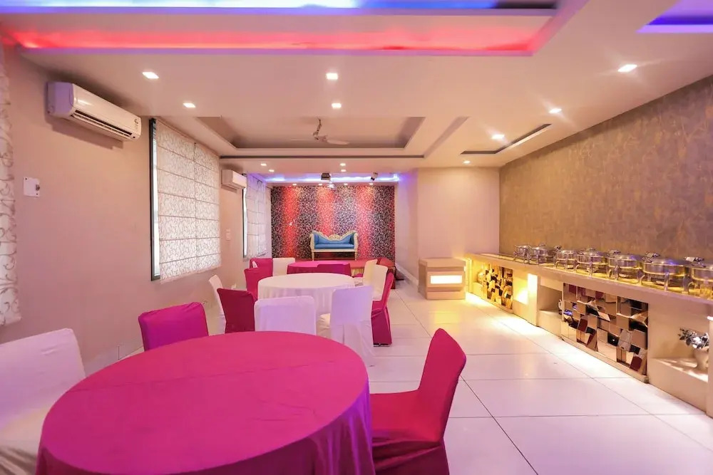 Hotel Krishnam Vrindavan