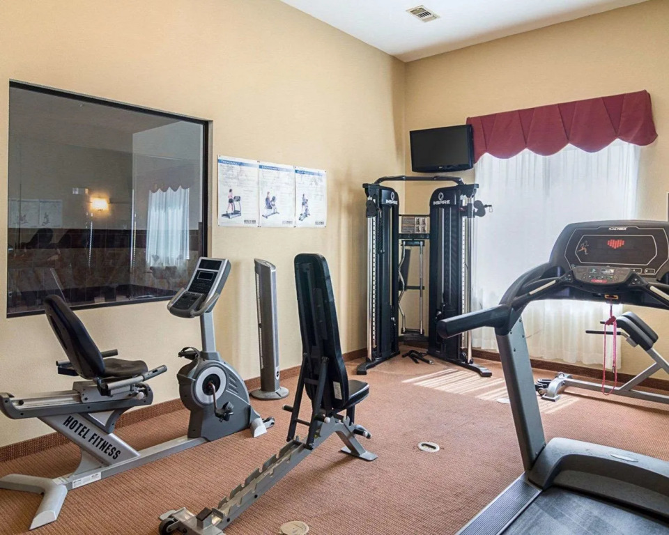 Comfort Inn & Suites