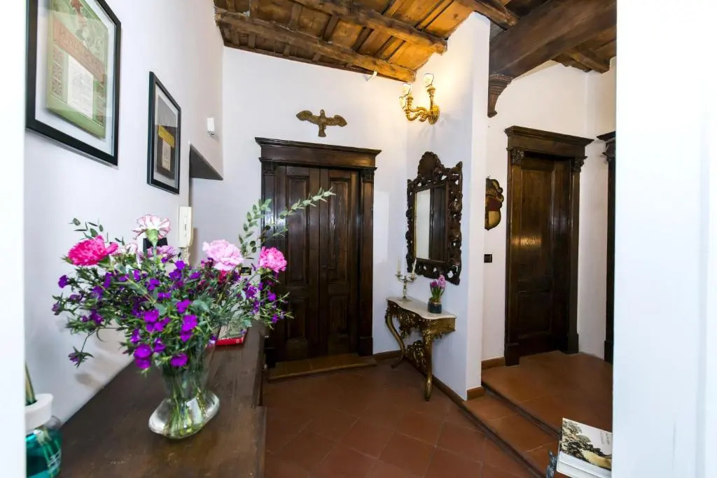 Vicolo dellAquila - Residenze Romanae