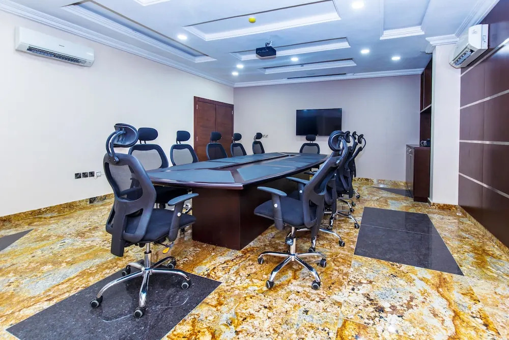 Joygate Hotels & Suites