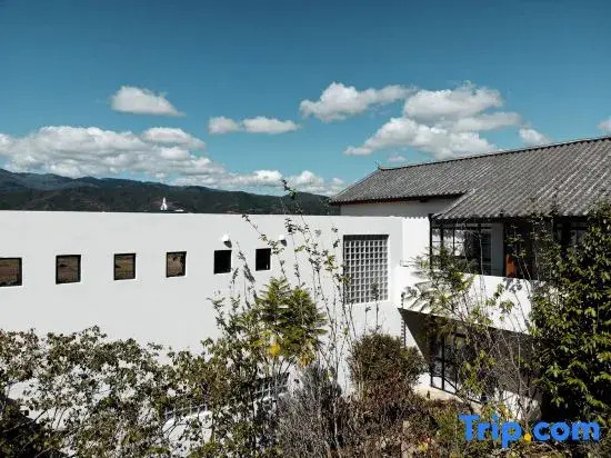 Shaxi Village Side · HVILLA Farm Holiday Inn (Dali Jianchuan Shaxi Ancient Town Store)