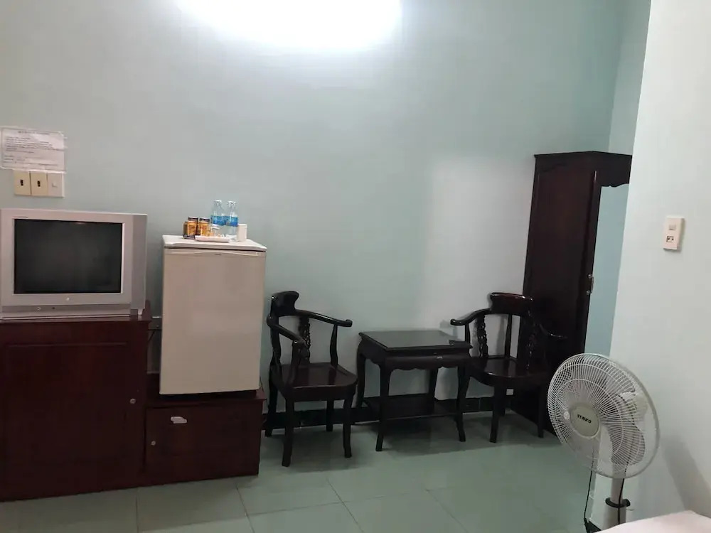 Oyo 945 Hong Ngoc Hotel