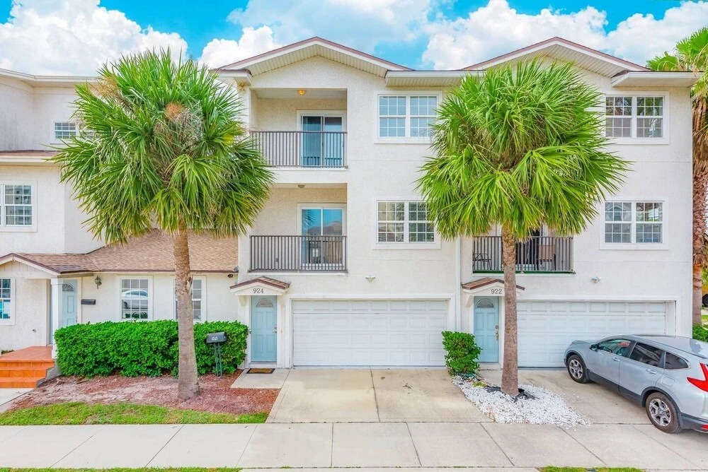 Beach Serenity 2 - Private Condo With Ocean Views