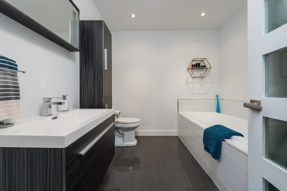 Brilliant 3BR in Plateau by HomeFeel