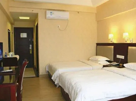 Honghua Lake Sunshine Hotel