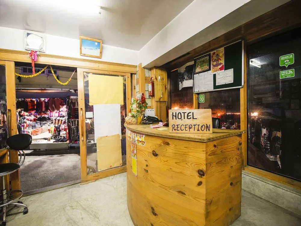 Hotel Red Heena