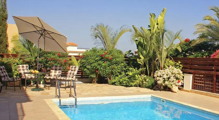 Villa Aurora