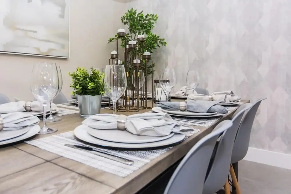 Amazing Townhome with Summer Kitchen SU2668