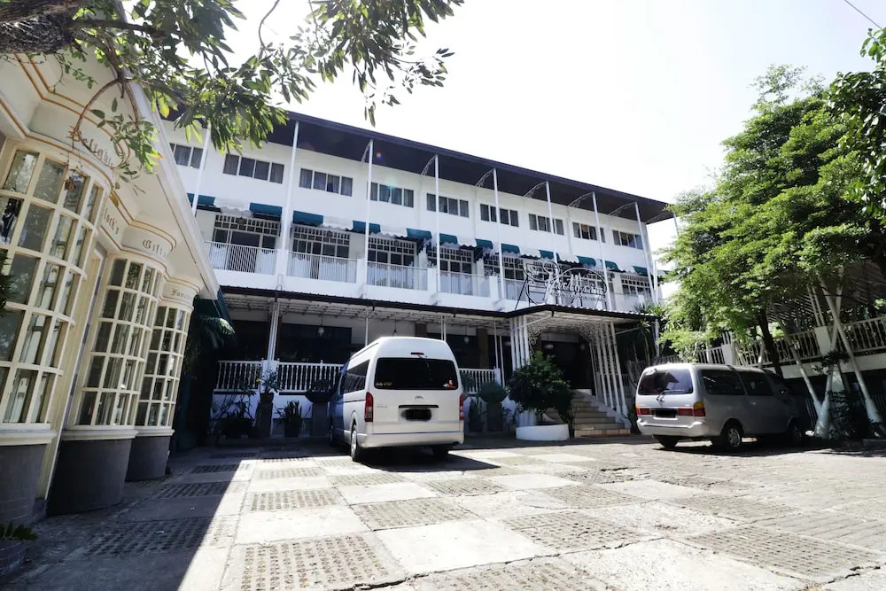 The Victoria Luxurious Guest House