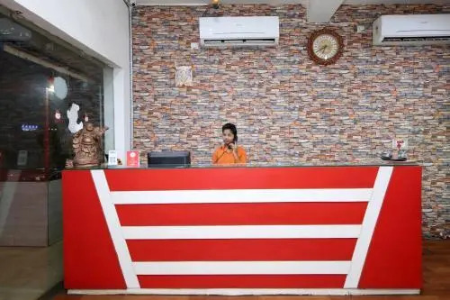 Happy Restaurant by OYO Rooms
