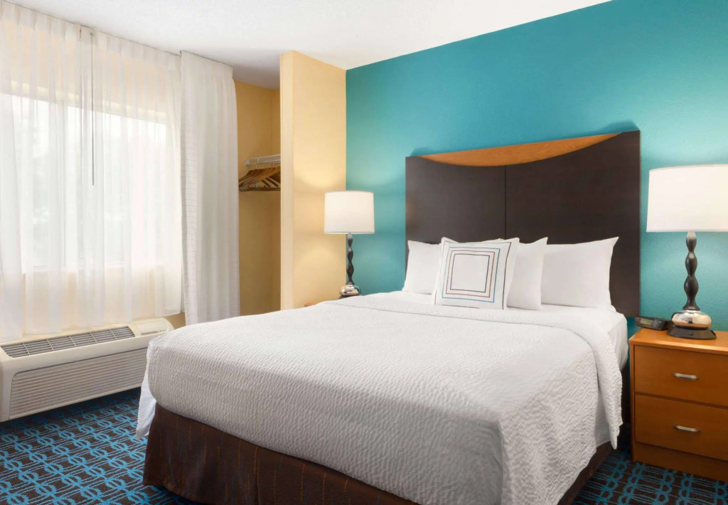 Amerivu Inn and Suites