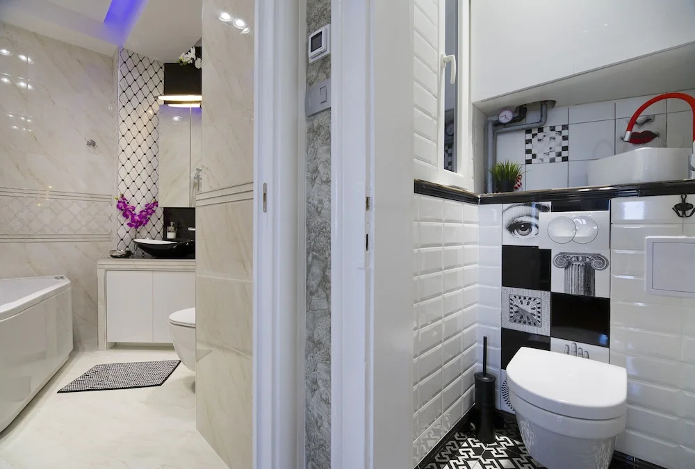 Central Station Art Apartment