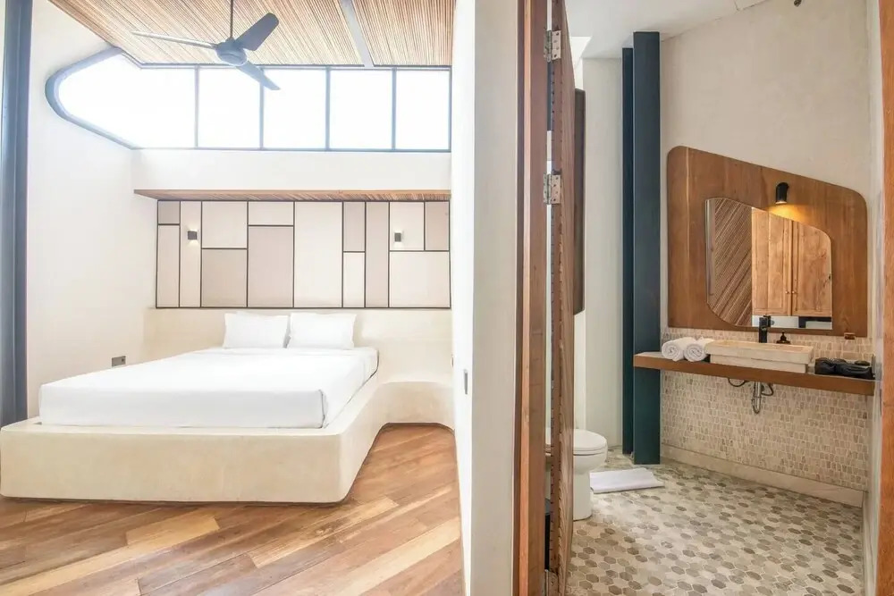 Opulent 1-br Loft With Art Deco Shared Pool