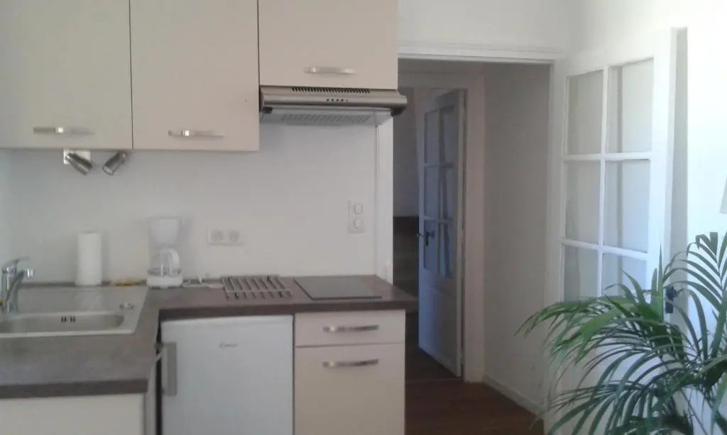 Appartements - Charme, jardin et vue imprenable en plein coeur de St-Cirq