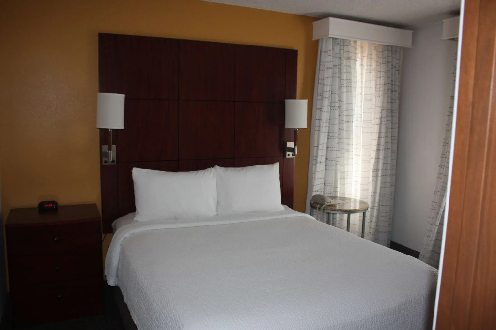 SenS Suites Livermore; SureStay Collection by Best Western