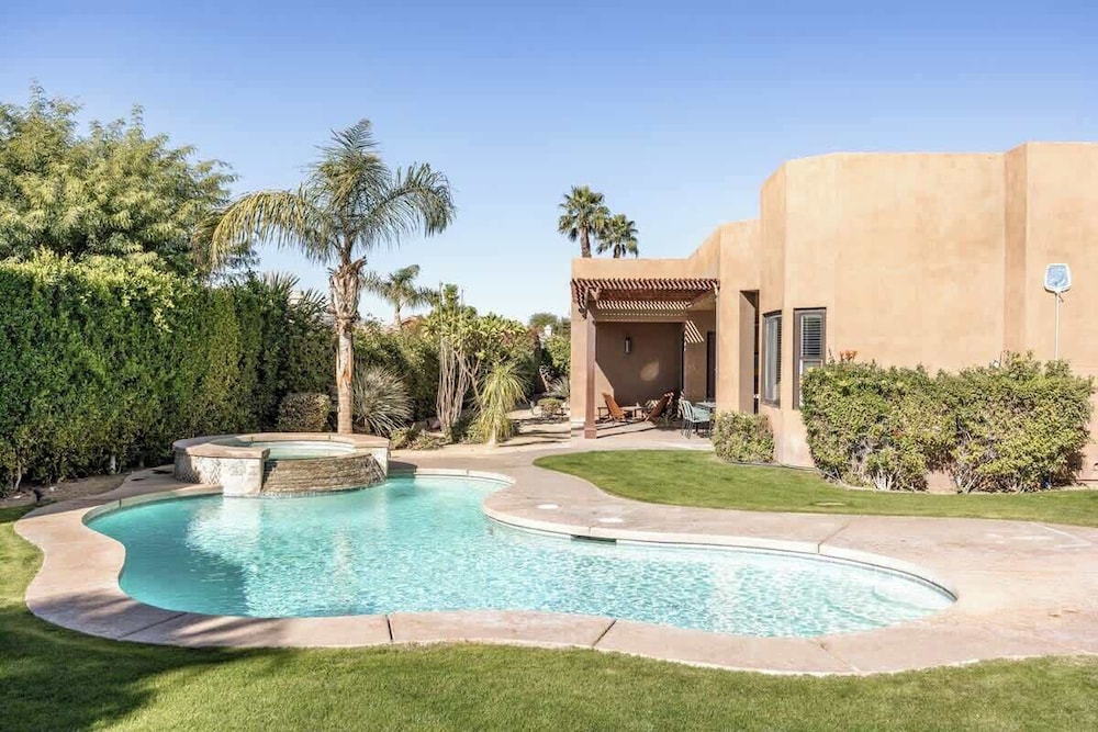 Desert Dreamhouse 4BR Pool Spa