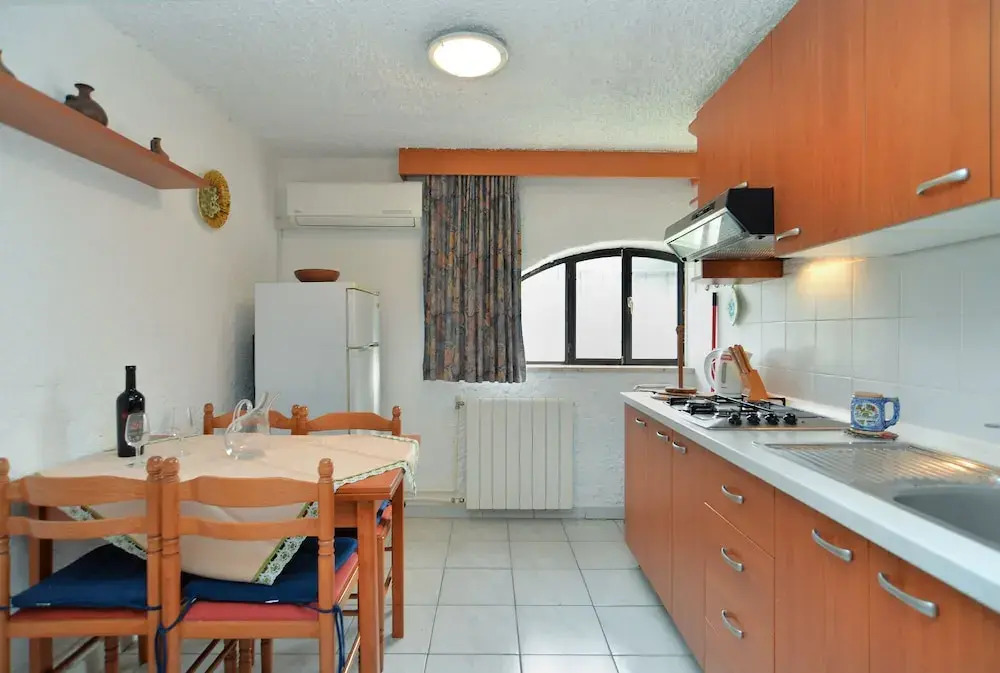 Apartment 1792