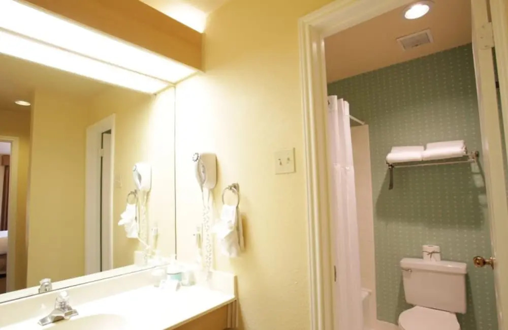Habitat Suites