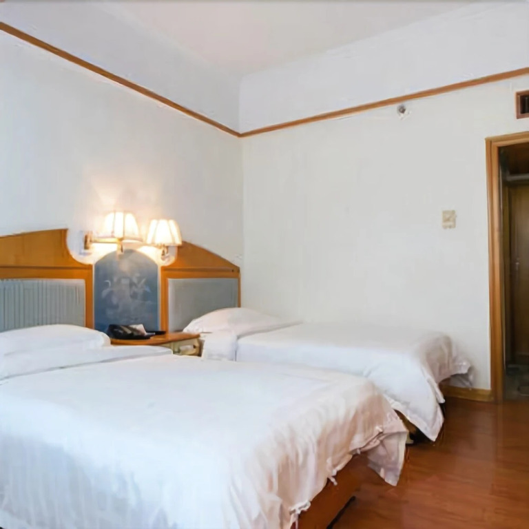 Yuhai Hotspring Hotel - Haikou