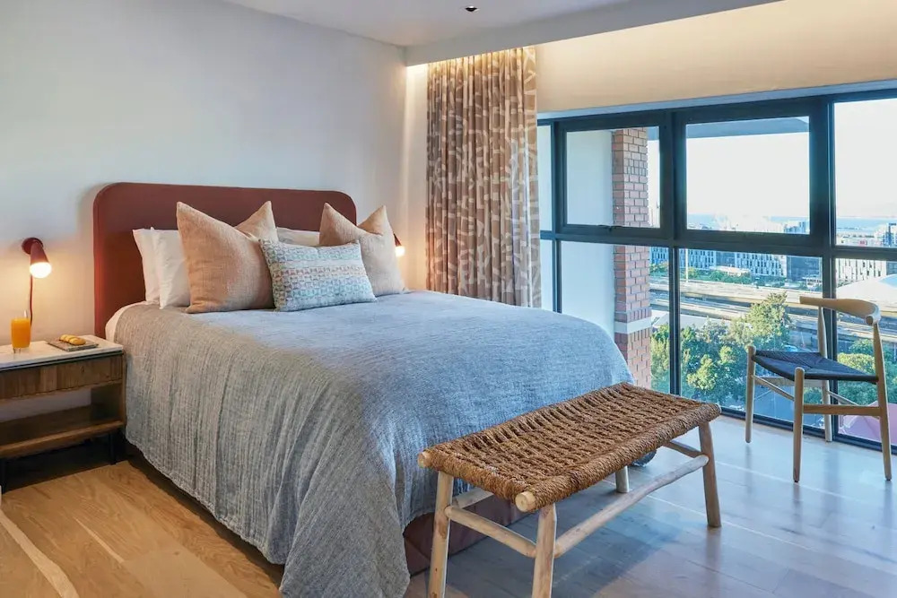 Xenia Signature Collection by Totalstay